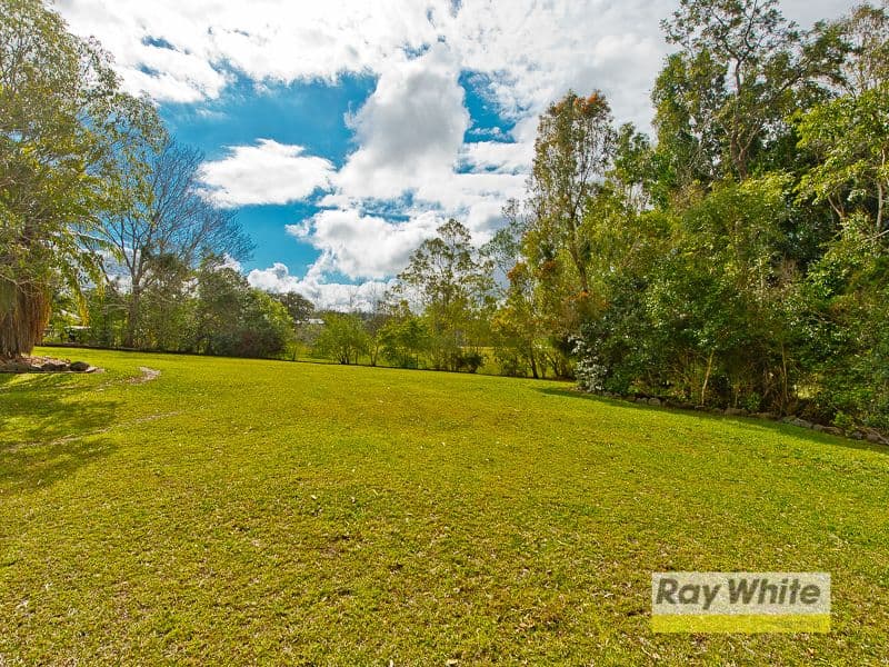 4 Mountain View Court, Samford Valley QLD 4520, Samford Valley - Thumbnail 8