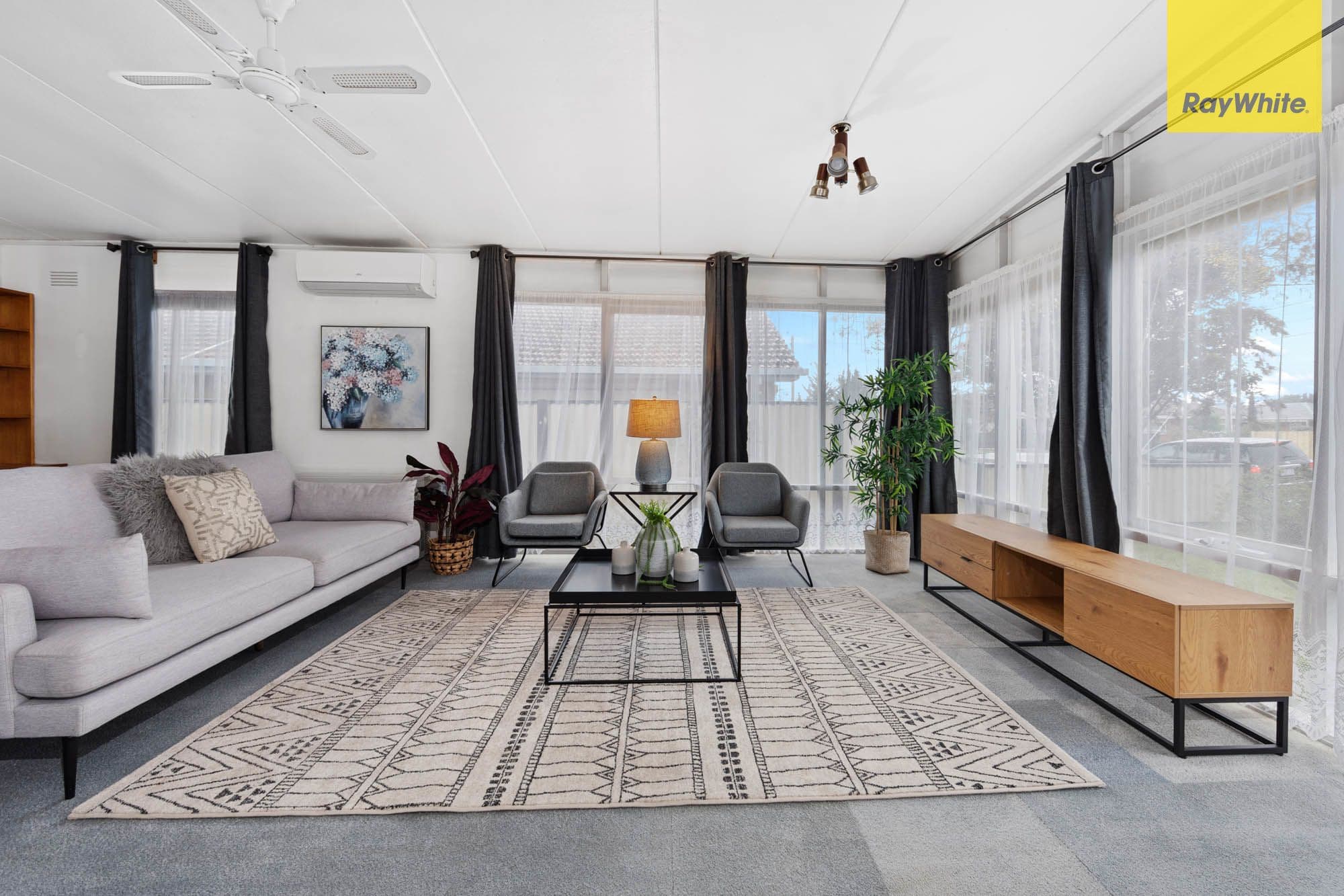19 Obrien Drive, St Albans VIC 3021, St Albans - Thumbnail 2