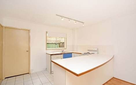 79 Bayview Street, RUNAWAY BAY QLD 4216, Runaway Bay - Thumbnail 3