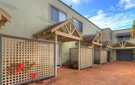 79 Bayview Street, RUNAWAY BAY QLD 4216, Runaway Bay - Thumbnail 5