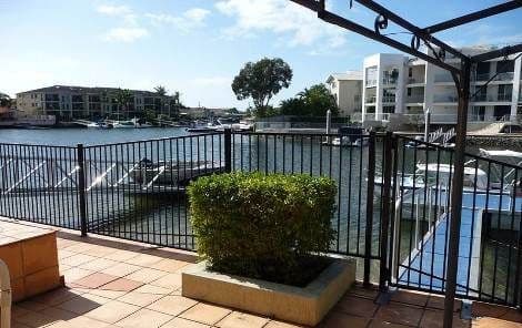 79 Bayview Street, RUNAWAY BAY QLD 4216, Runaway Bay - Thumbnail 6