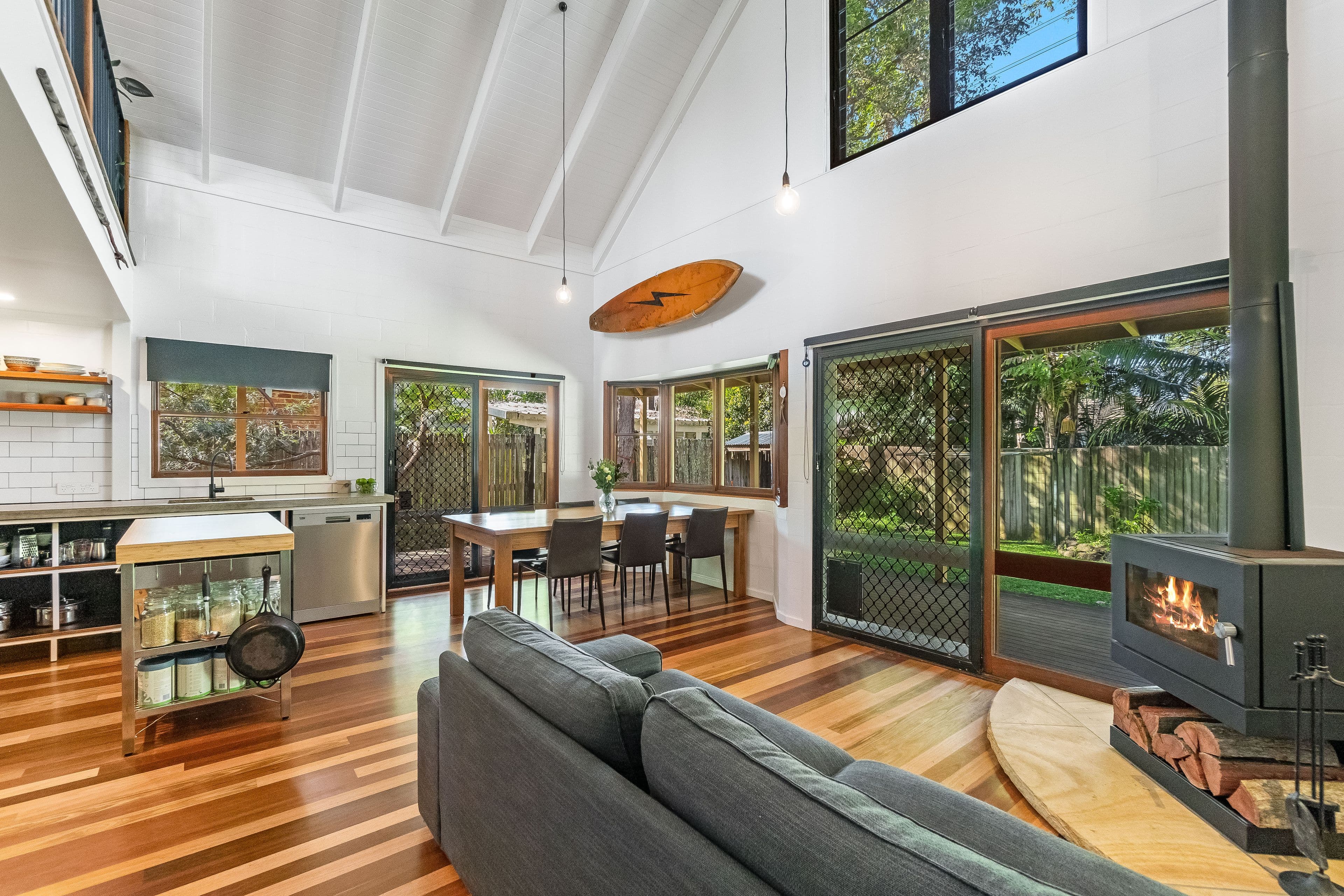 8 Clovis Avenue, Clyde North - Thumbnail 3
