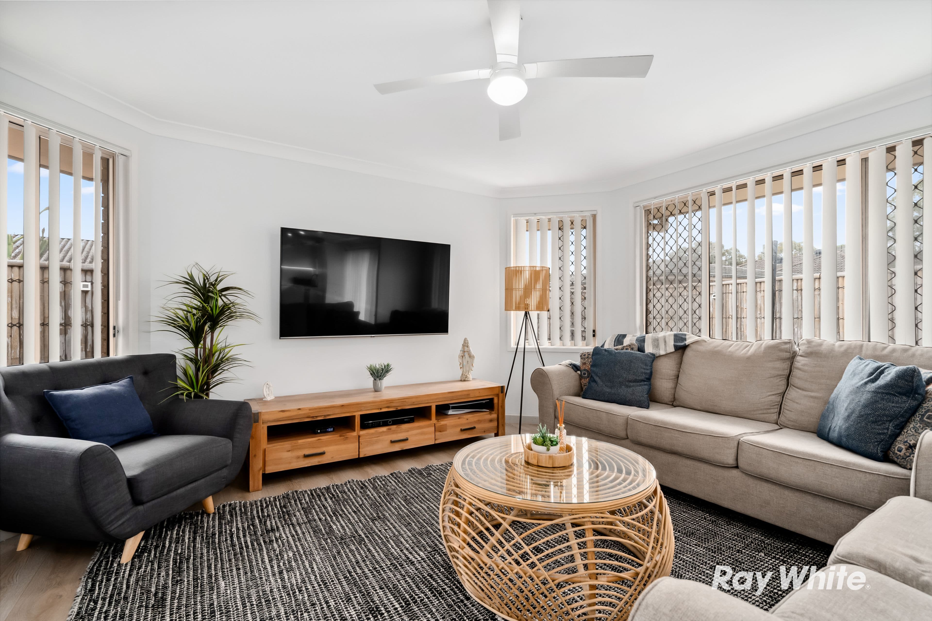 3 Katrina Street, Seven Hills NSW 2147, Seven Hills - Thumbnail 2