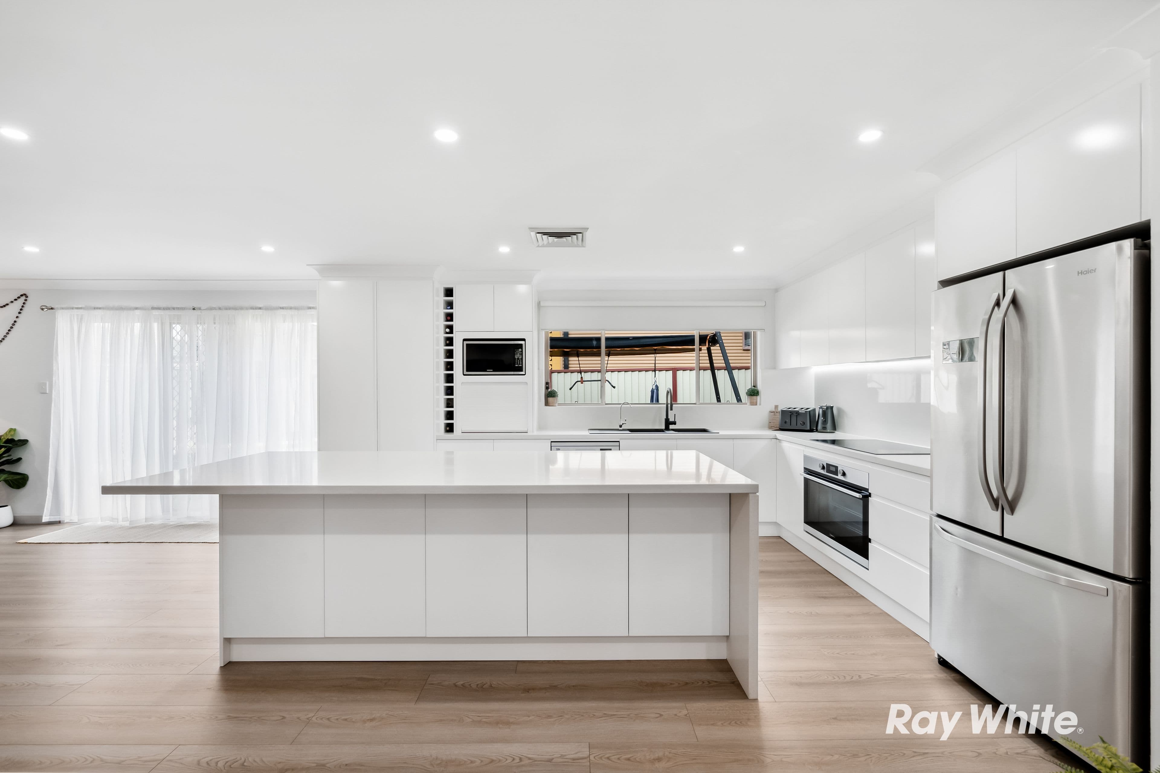3 Katrina Street, Seven Hills NSW 2147, Seven Hills - Thumbnail 3