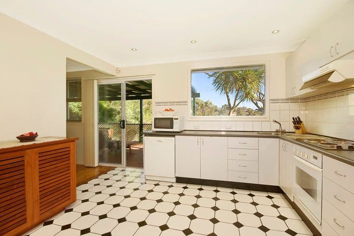 4  Surveyor Avenue, HEATHCOTE NSW 2233, Heathcote - Thumbnail 5