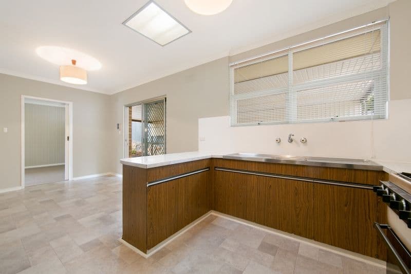 1 Nanette Road, VALLEY VIEW SA 5093, Valley View - Thumbnail 4