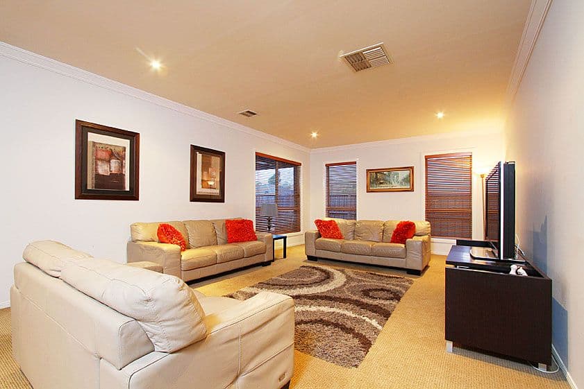 7 Lockley Parade, SOUTH MORANG VIC 3752, South Morang - Thumbnail 5