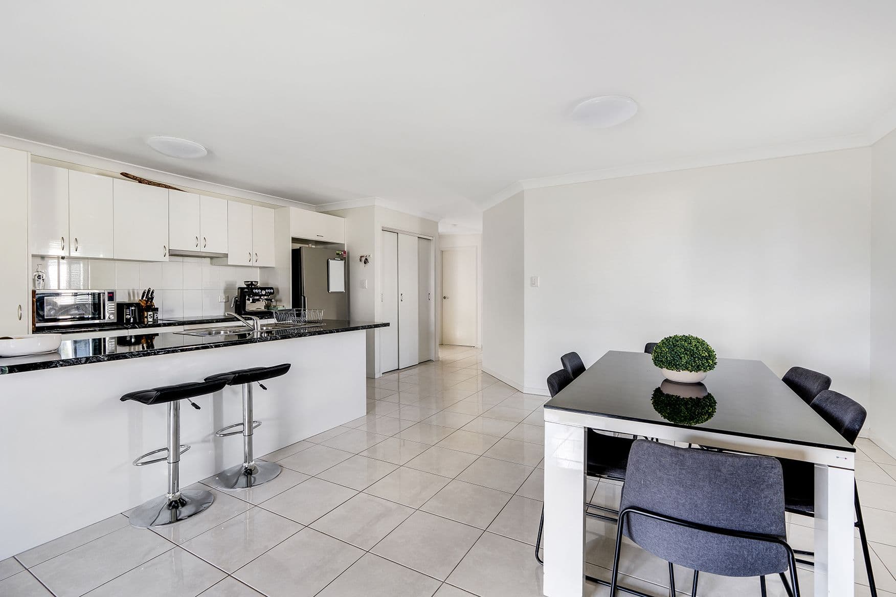 30 Newman Drive, Emerald QLD 4720, Emerald - Thumbnail 2