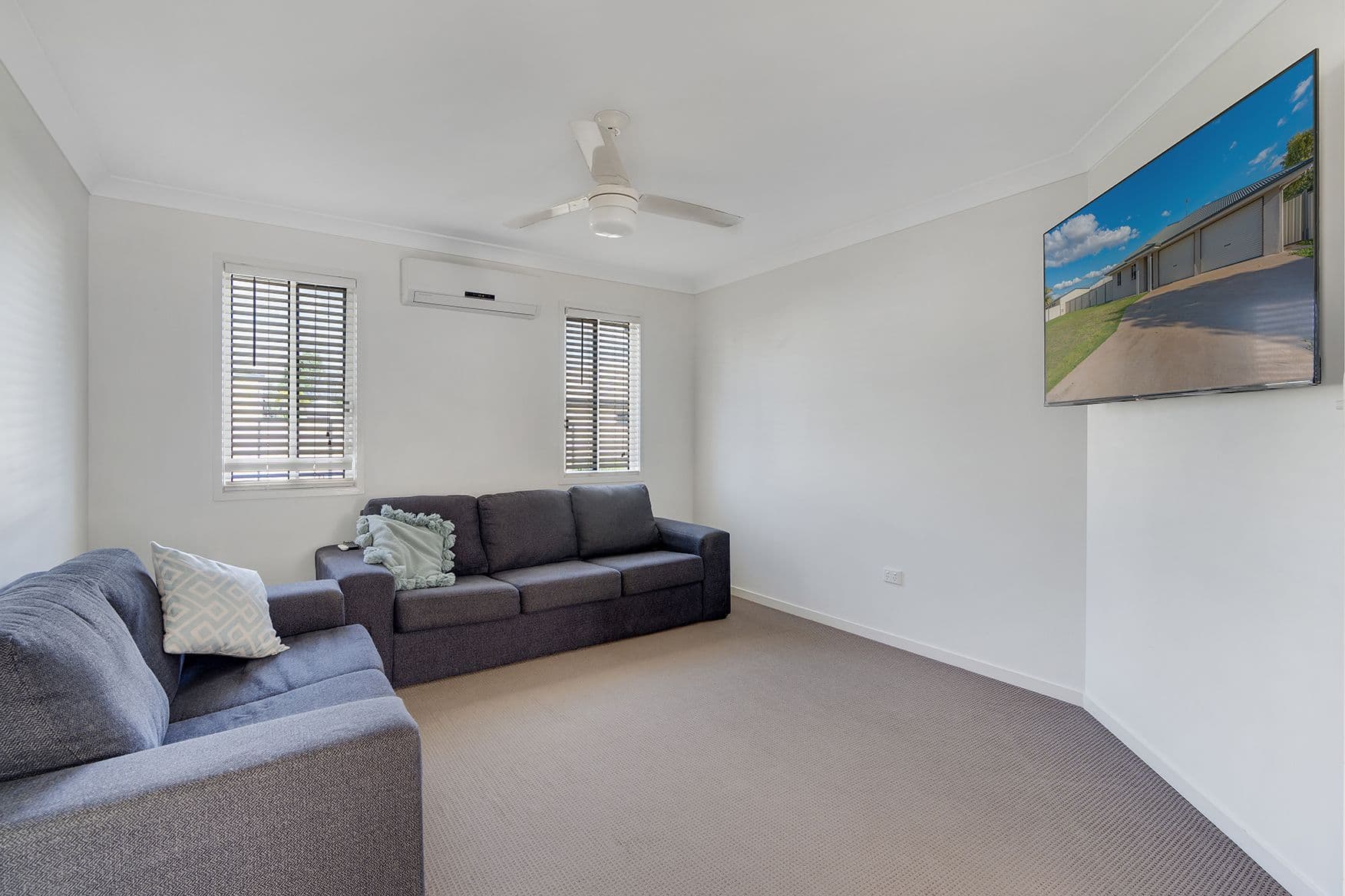 30 Newman Drive, Emerald QLD 4720, Emerald - Thumbnail 4
