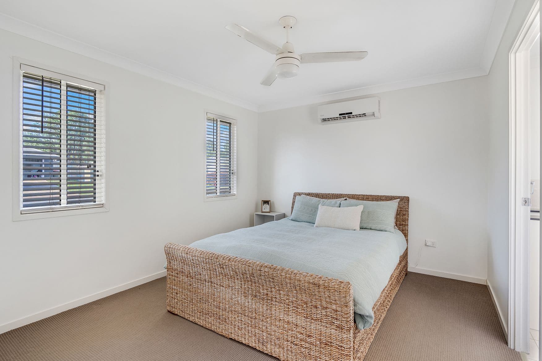 30 Newman Drive, Emerald QLD 4720, Emerald - Thumbnail 5
