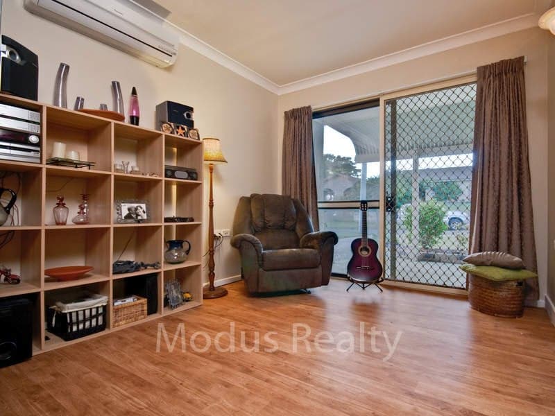 70 Belinda Crescent, Springwood - Thumbnail 6