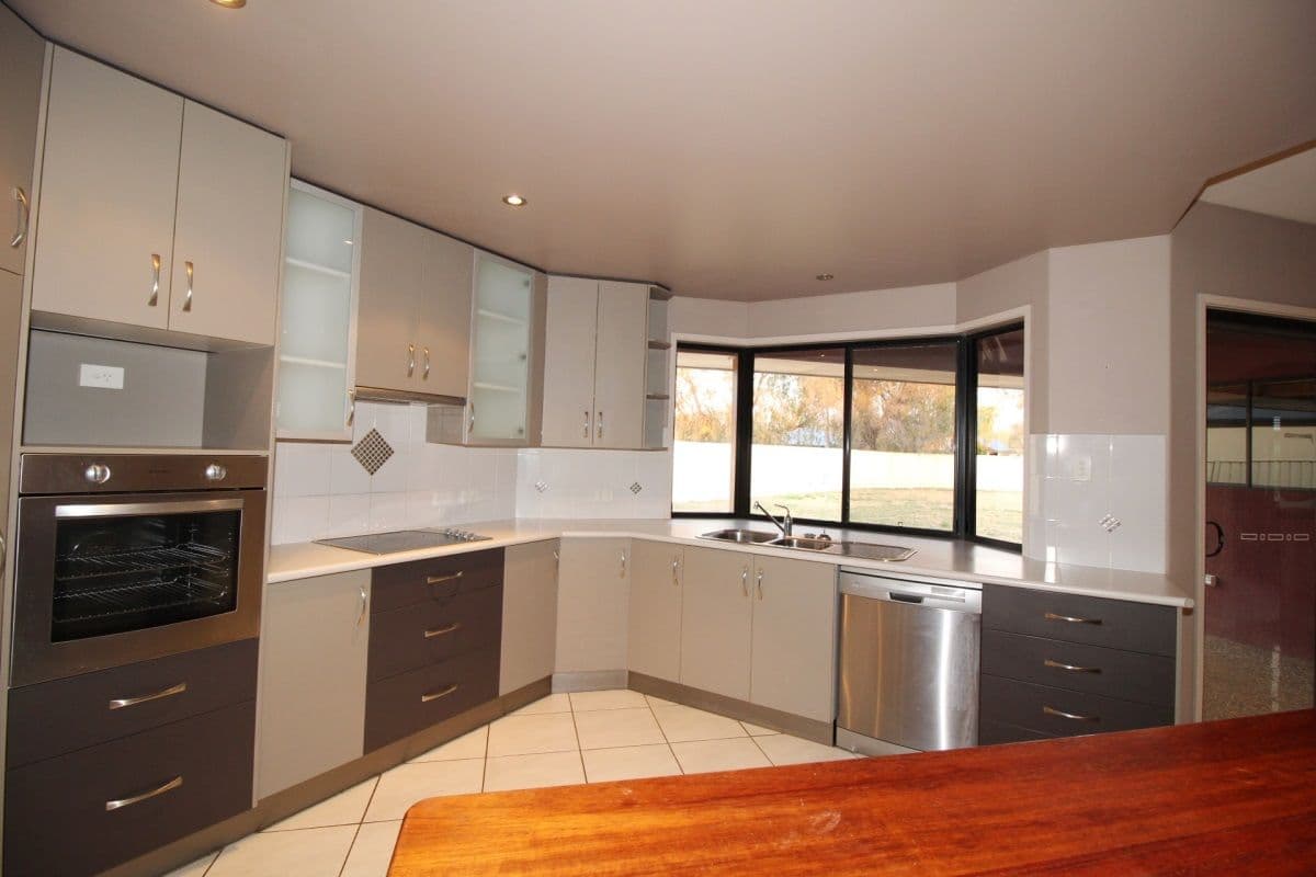 29 Joel Ernest Drive, Emerald QLD 4720, Emerald - Thumbnail 3