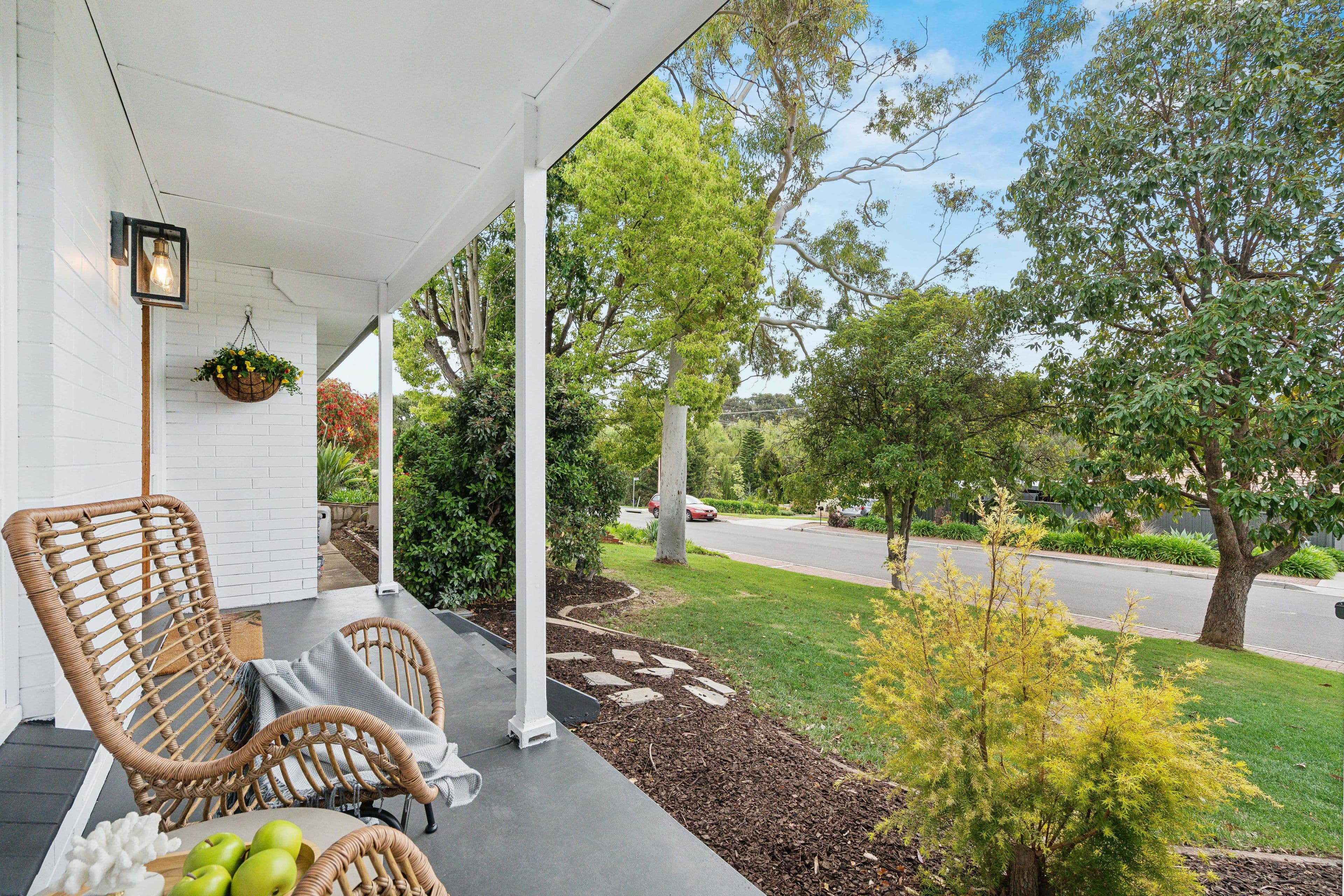 4 Greenwillow Crescent, Happy Valley SA 5159, Happy Valley - Thumbnail 2