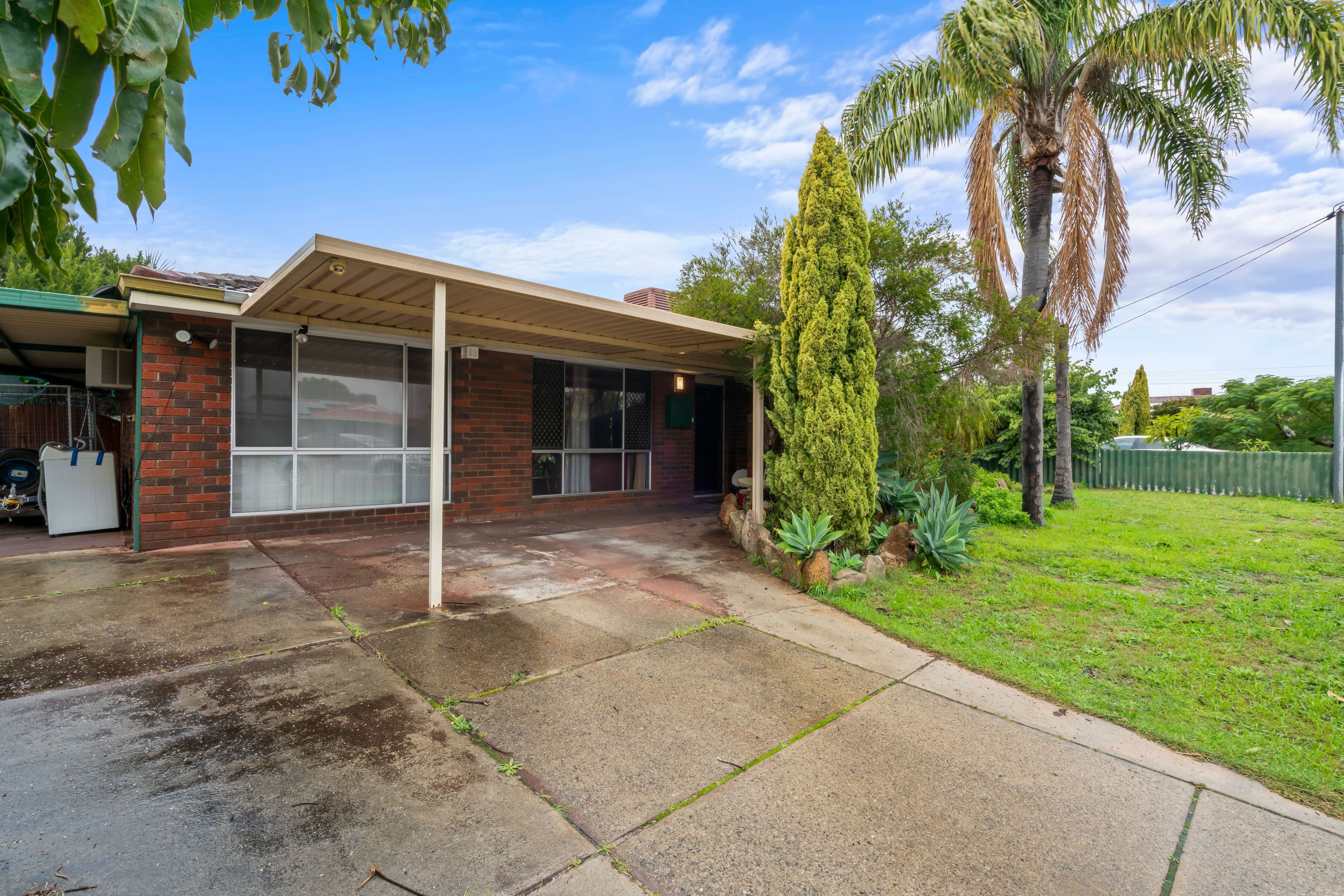 4 Angas Place, Thornlie WA 6108, Thornlie - Image 1