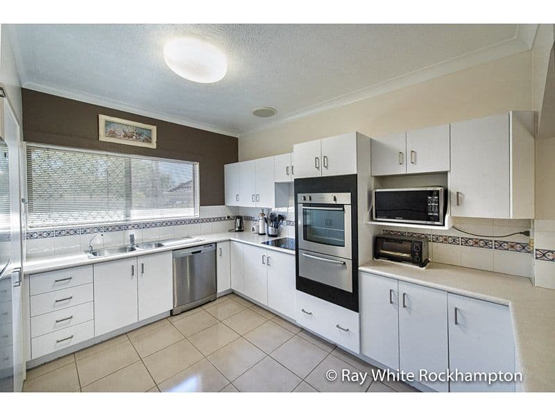 1 Booker Street, Park Avenue QLD 4701, Park Avenue - Thumbnail 6