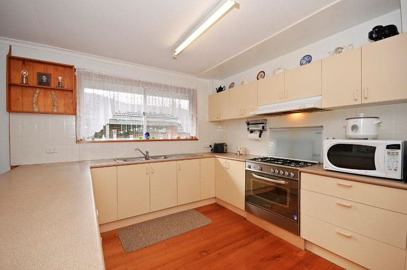 13 Trawalla Road, CROYDON VIC 3136, Croydon - Thumbnail 2