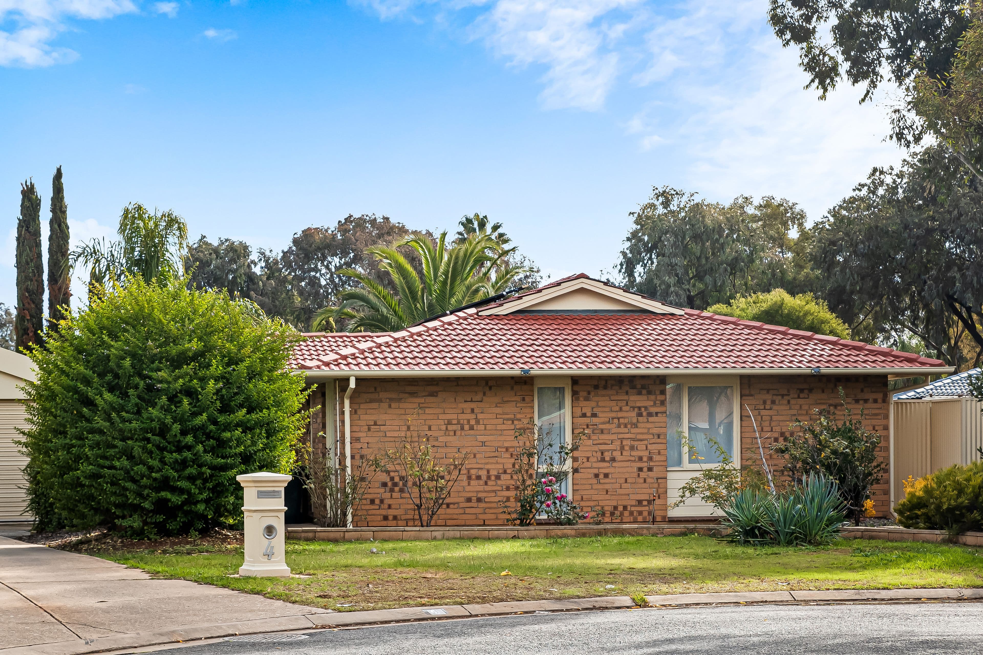 4 Rowan Court, Parafield Gardens SA 5107, Parafield Gardens - Image 1