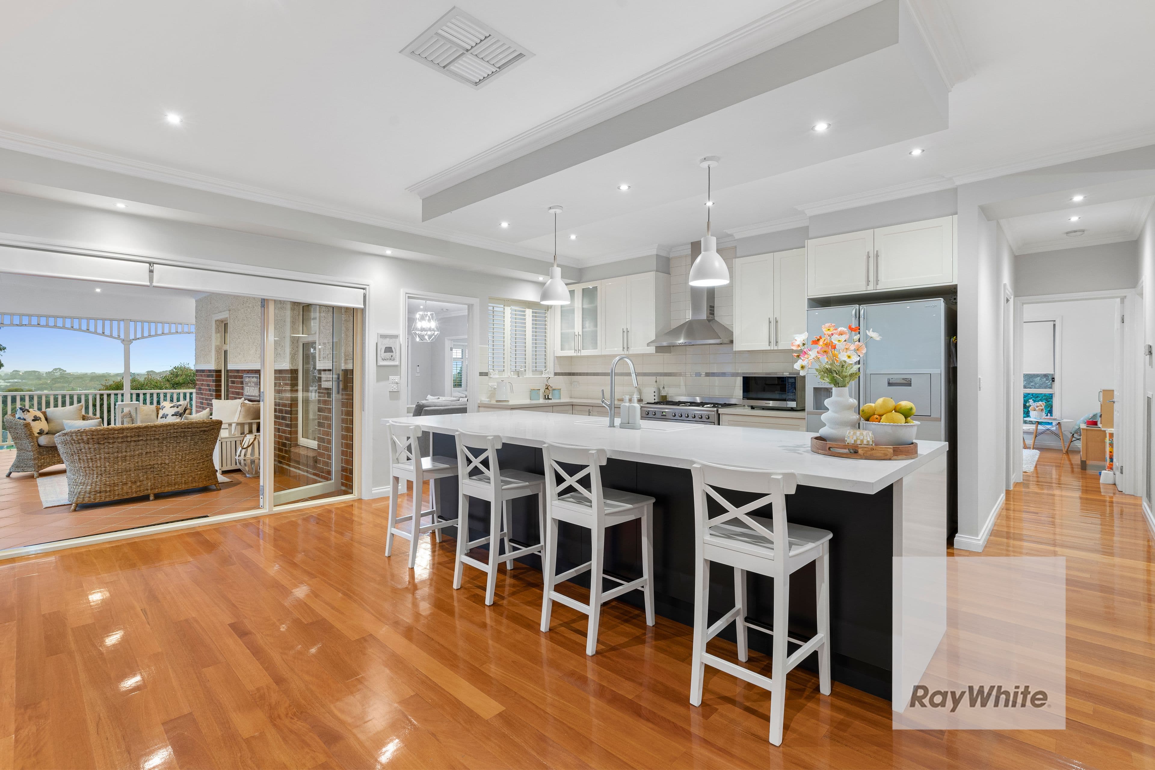 19 Thrush Street, South Morang VIC 3752, South Morang - Thumbnail 3