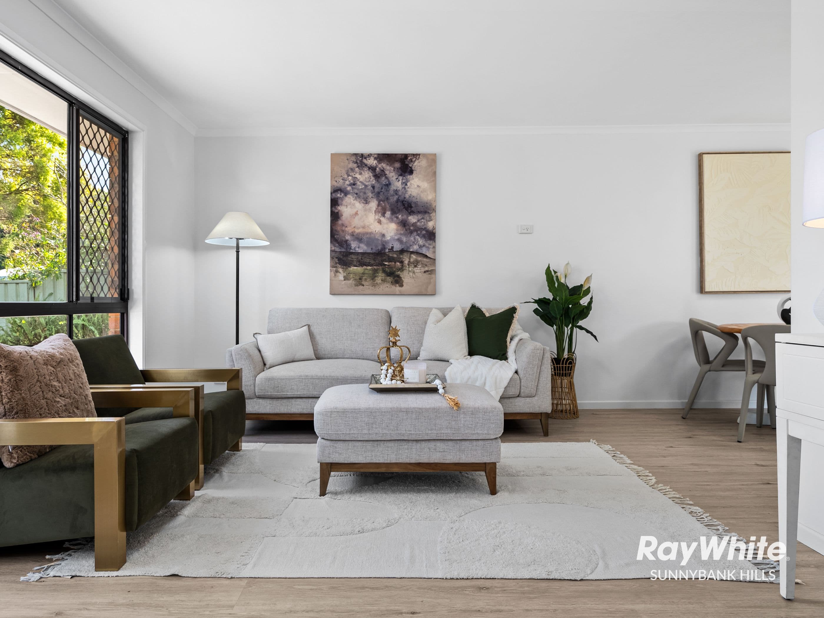 4 HIGHCREST Drive, Browns Plains QLD 4118, Browns Plains - Thumbnail 2