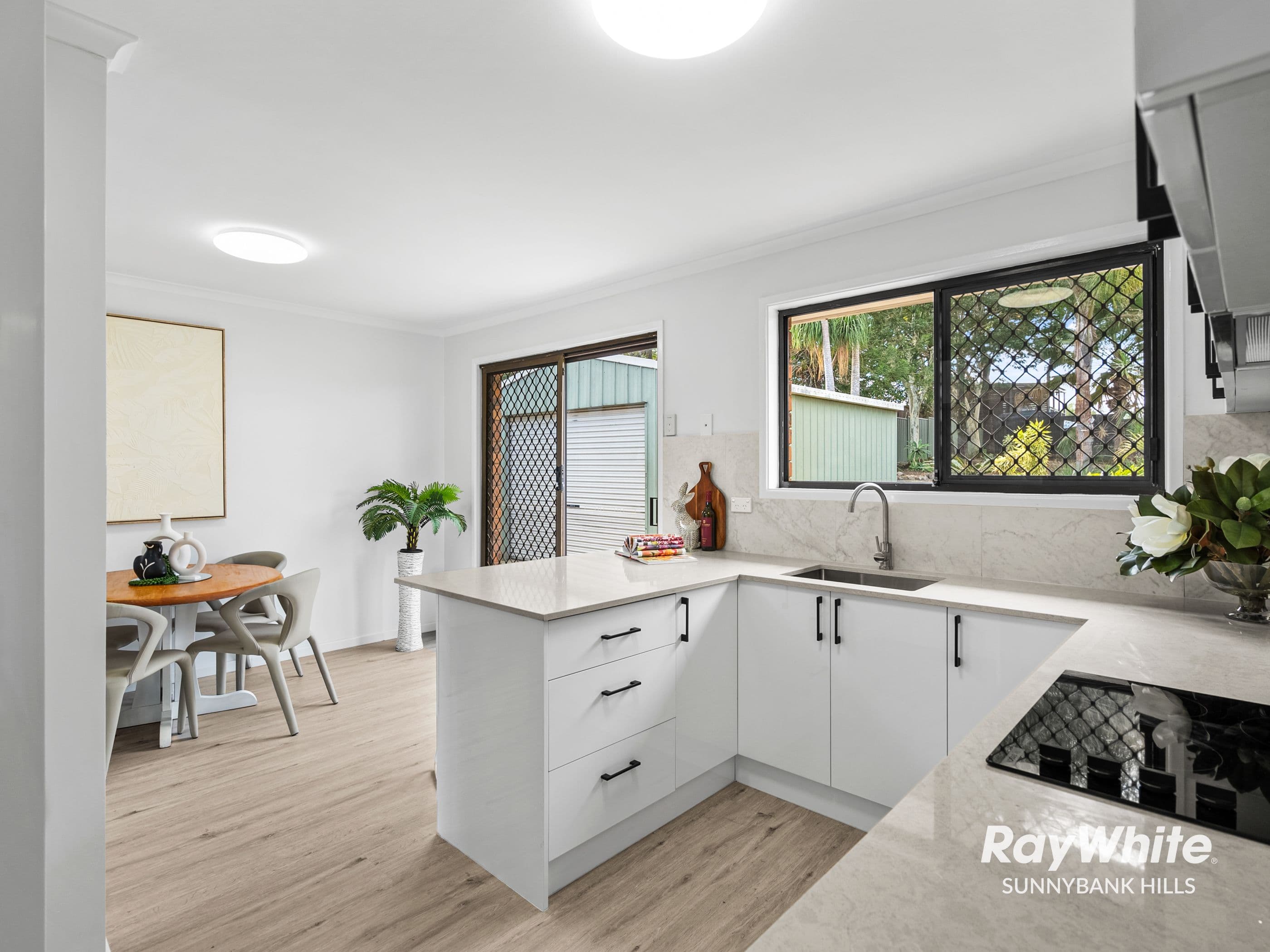 4 HIGHCREST Drive, Browns Plains QLD 4118, Browns Plains - Thumbnail 6
