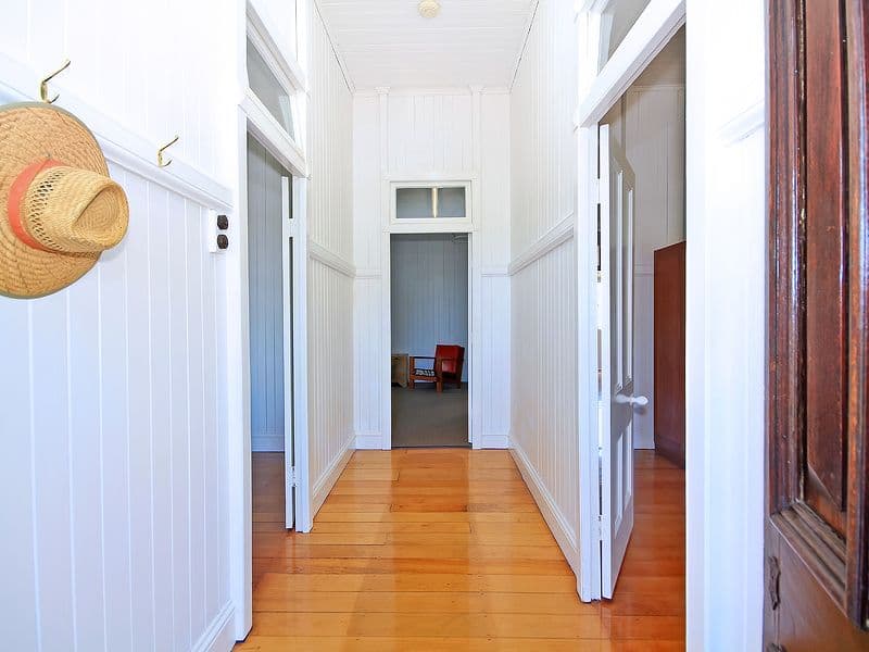 21 Rokeby Terrace, TARINGA QLD 4068, Taringa - Thumbnail 2
