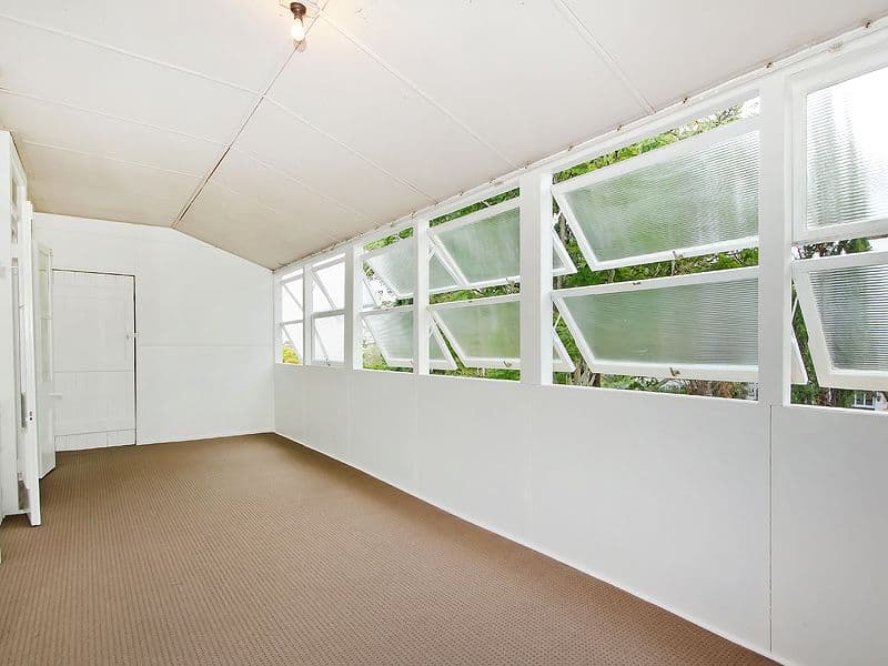 21 Rokeby Terrace, TARINGA QLD 4068, Taringa - Thumbnail 5