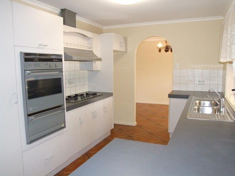 21 Shirley Avenue, PARAFIELD GARDENS SA 5107, Parafield Gardens - Thumbnail 2