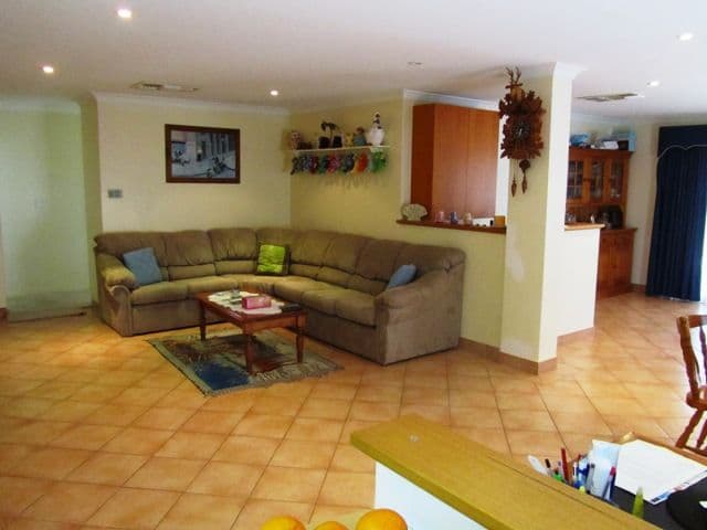 18b Tristram Gardens, PARMELIA WA 6167, Parmelia - Thumbnail 4