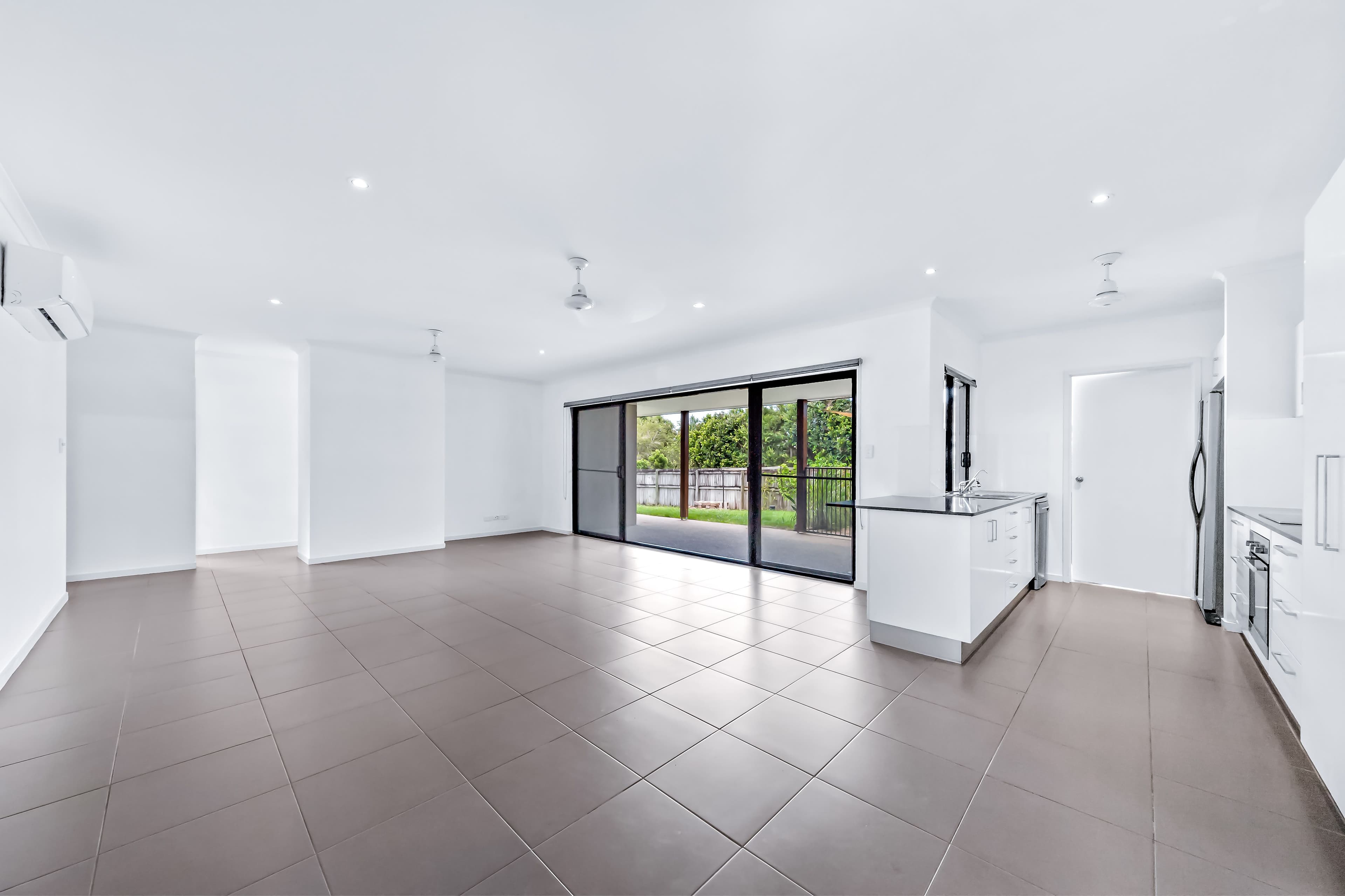 73 Endeavour Circuit, Cannonvale QLD 4802, Cannonvale - Thumbnail 4