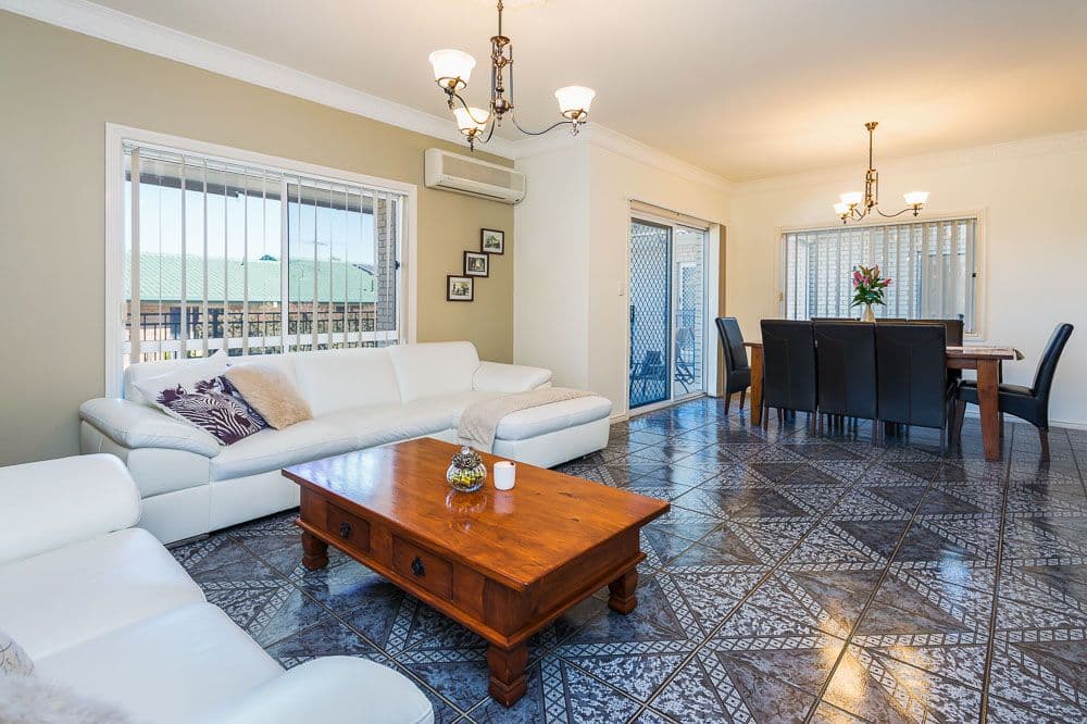 4 Vermeer Close, Mackenzie QLD 4156, Mackenzie - Thumbnail 2