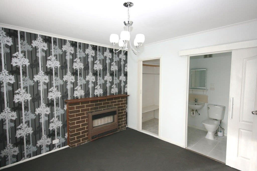27 Yarmouth Avenue, ST ALBANS VIC 3021, St Albans - Thumbnail 2