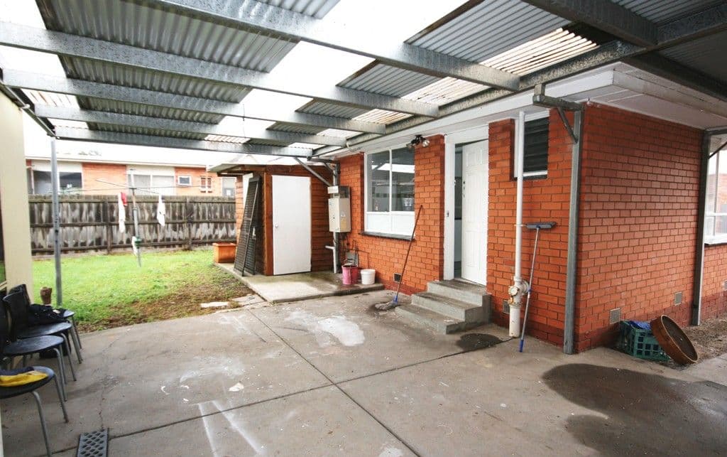 27 Yarmouth Avenue, ST ALBANS VIC 3021, St Albans - Thumbnail 6