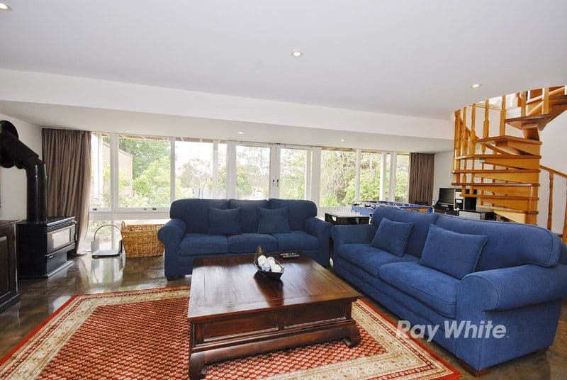 39 Gateshead Drive, WANTIRNA SOUTH VIC 3152, Wantirna South - Thumbnail 3