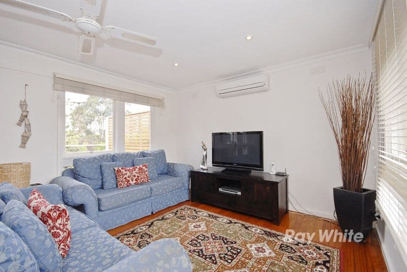 39 Gateshead Drive, WANTIRNA SOUTH VIC 3152, Wantirna South - Thumbnail 4