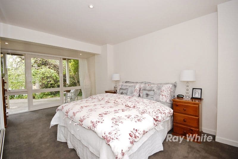 39 Gateshead Drive, WANTIRNA SOUTH VIC 3152, Wantirna South - Thumbnail 6