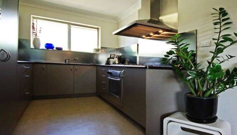 32 Beatrice Street, GREENSLOPES QLD 4120, Greenslopes - Thumbnail 5