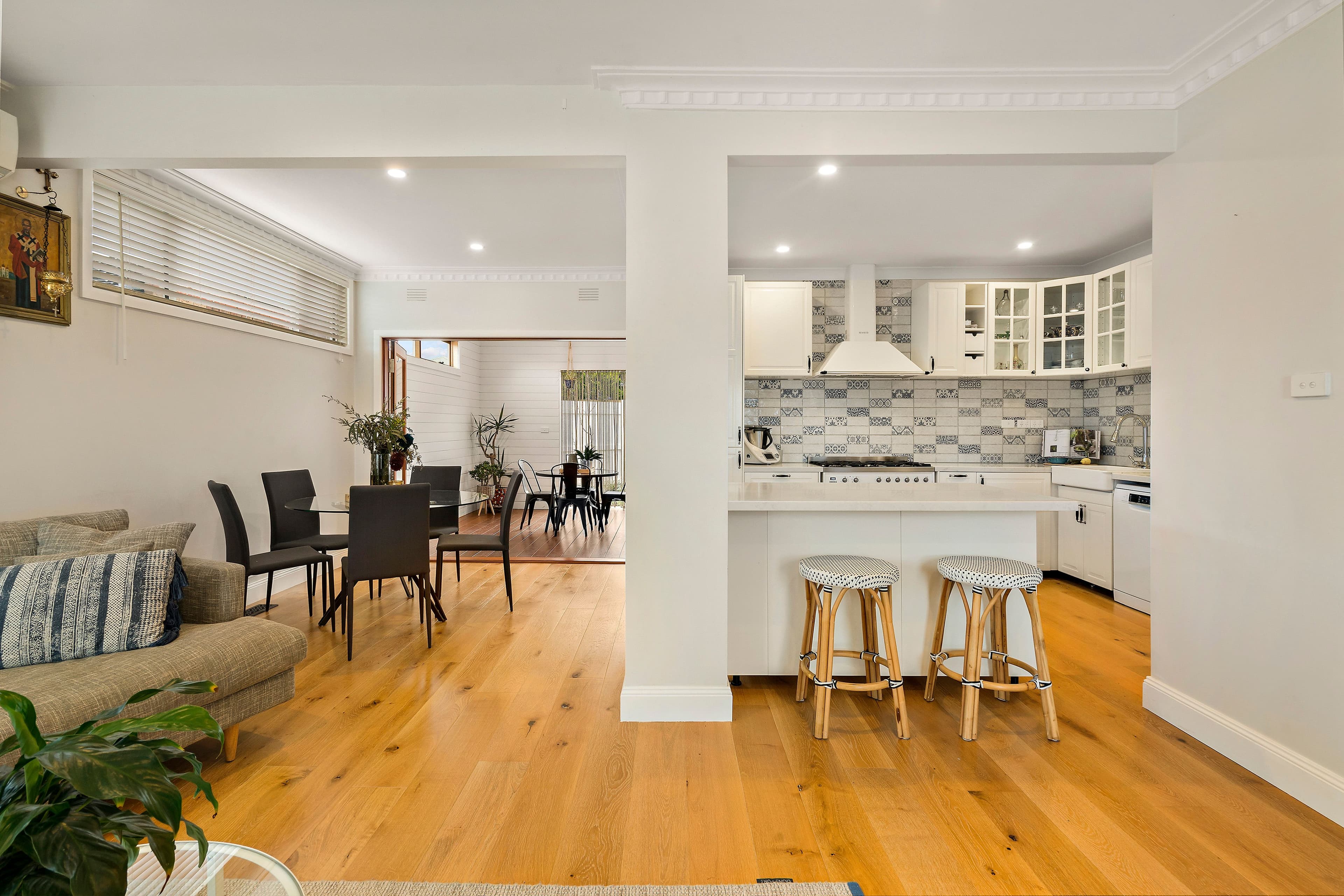 10 Gowrie Avenue, Frankston South VIC 3199, Frankston South - Thumbnail 4