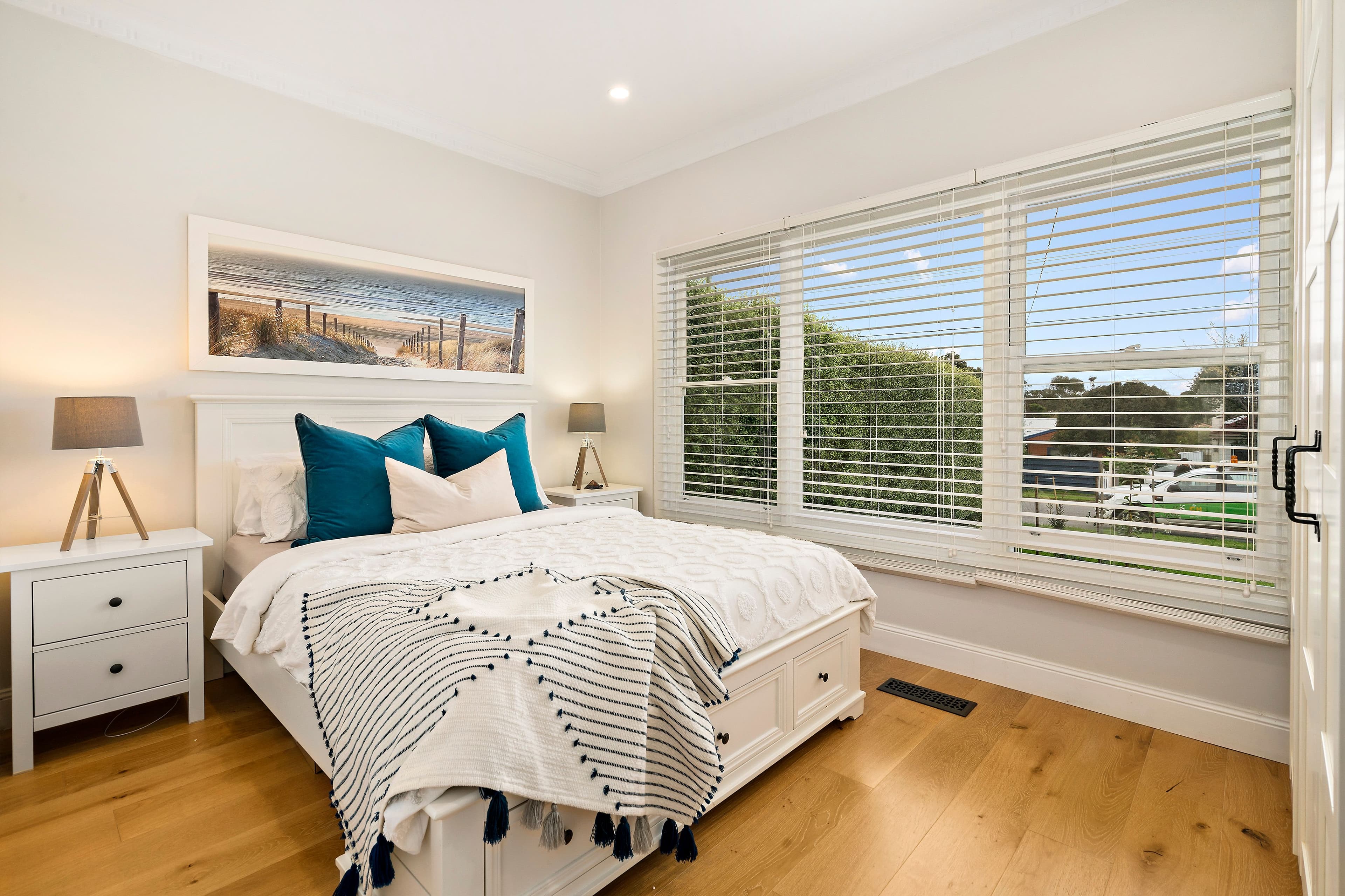 10 Gowrie Avenue, Frankston South VIC 3199, Frankston South - Thumbnail 6