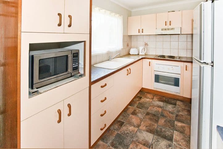 16 Richard Street, CABOOLTURE QLD 4510, Caboolture - Thumbnail 2