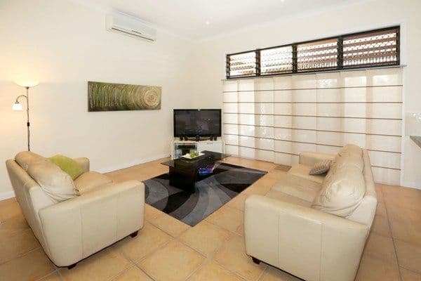 51 Springbrook Parade, IDALIA QLD 4811, Idalia - Thumbnail 2