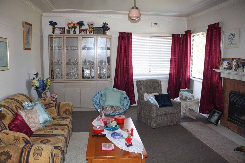 4 Hilton Street, GLEN INNES NSW 2370, Glen Innes - Thumbnail 2