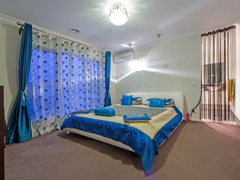 15 Tourmaline Street, Tarneit VIC 3029, Tarneit - Thumbnail 4