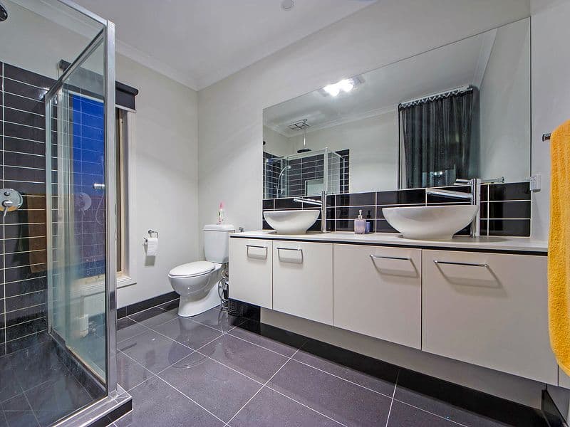 15 Tourmaline Street, Tarneit VIC 3029, Tarneit - Thumbnail 5