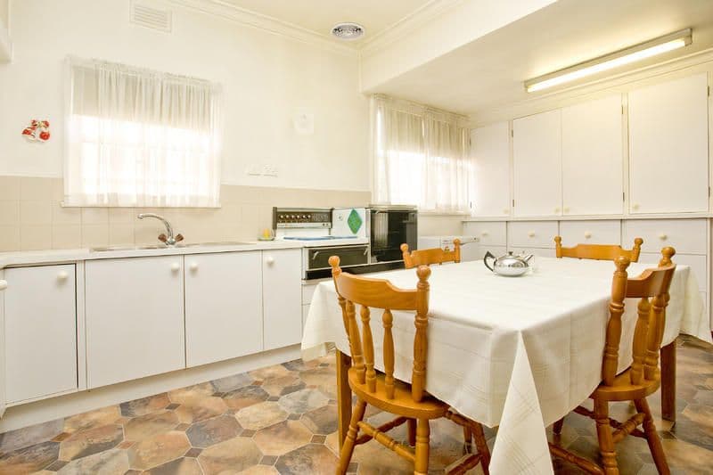 200 Ormond Road, EAST GEELONG VIC 3219, East Geelong - Thumbnail 2