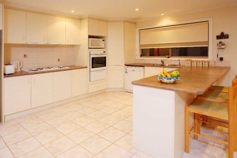 40 Stillman Drive, MILL PARK VIC 3082, Mill Park - Thumbnail 5