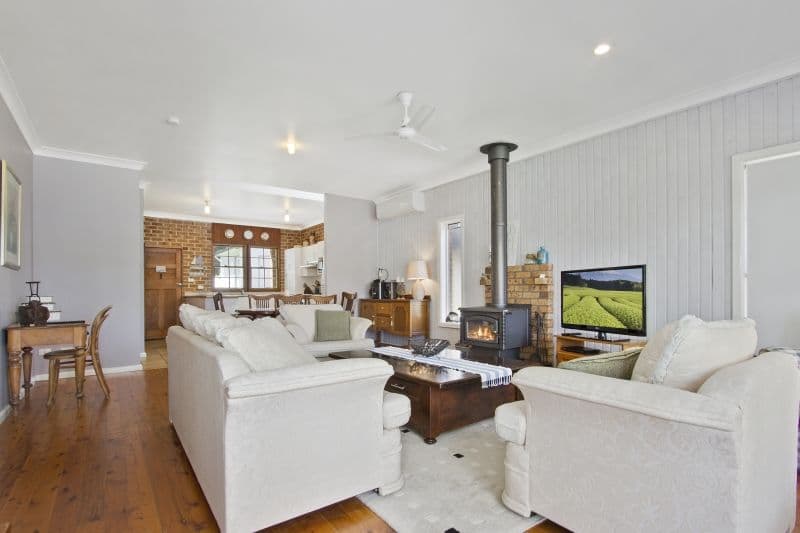 10 Berringer Crescent, Berringer Lake - Thumbnail 5