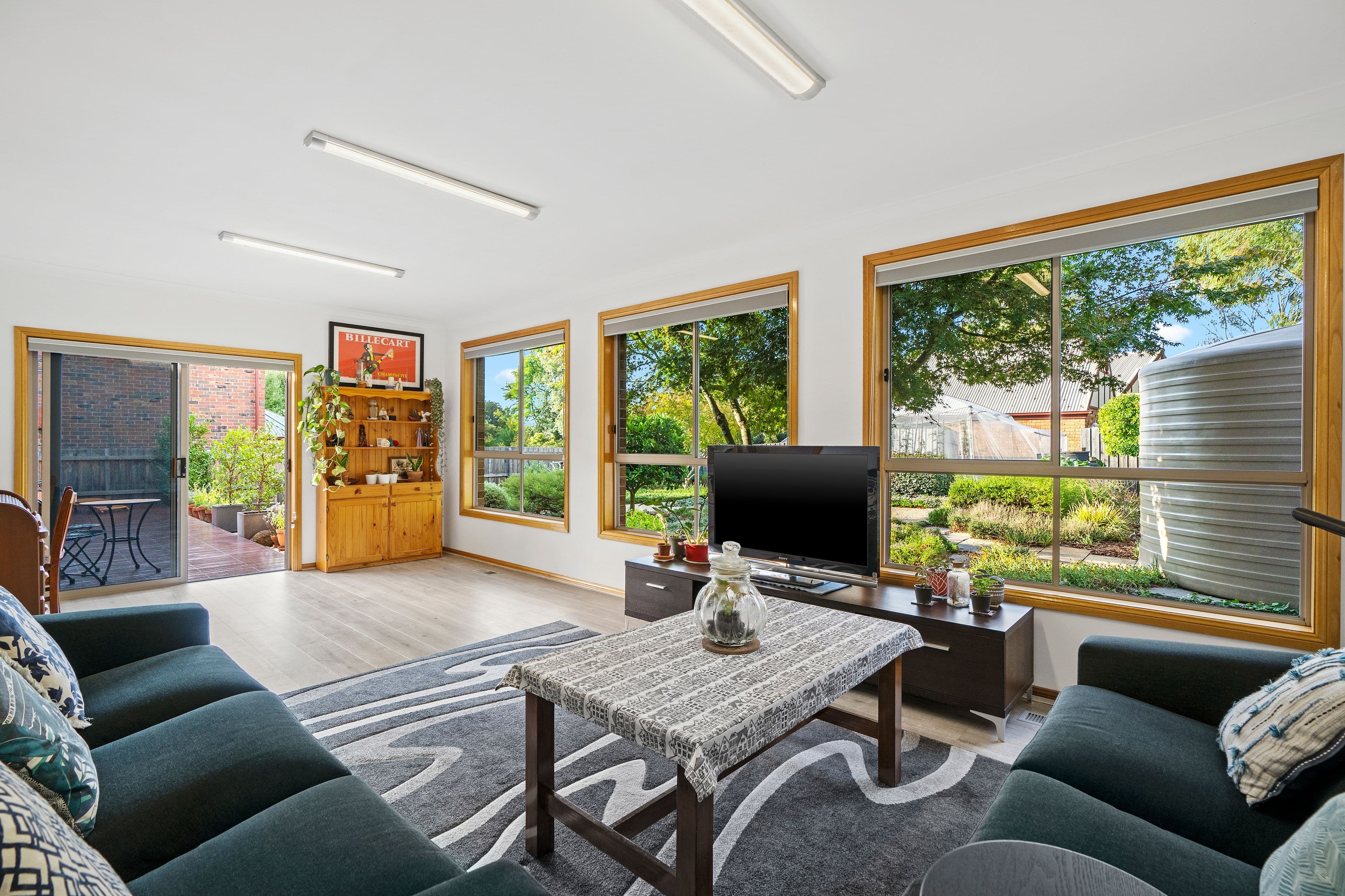 16 Crest Court, The Basin VIC 3154, The Basin - Thumbnail 2