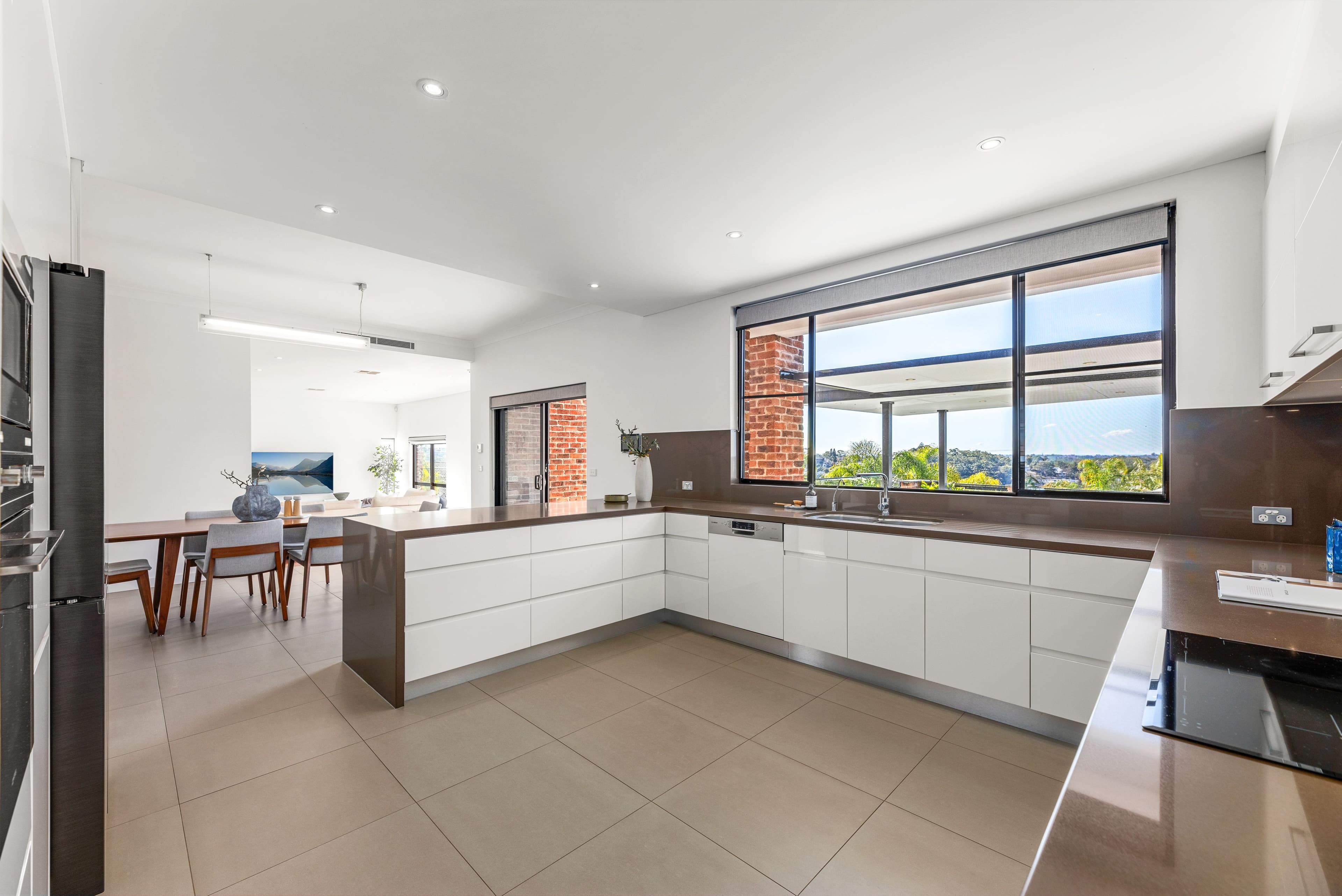 6 Kinsella Street, Illawong NSW 2234, Illawong - Thumbnail 4