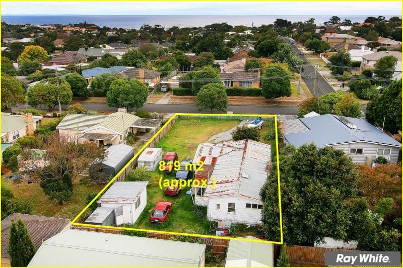 58 Adelaide Street, MORNINGTON VIC 3931, Mornington - Thumbnail 2