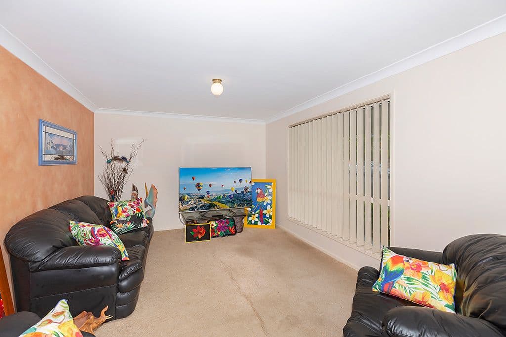 3 The Circuit, Blue Haven NSW 2262, Blue Haven - Thumbnail 2